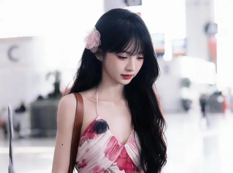 汪小菲直播设麻婆豆腐龙虾宴:破纪录背后的形象转变与商业野心