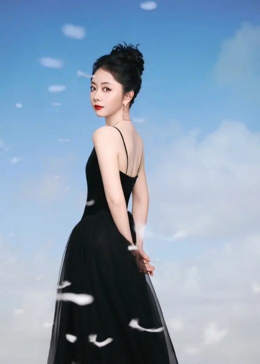 咪咕音乐携手华纳联合首发国风单曲《梨花带泪》 助推好音乐破圈