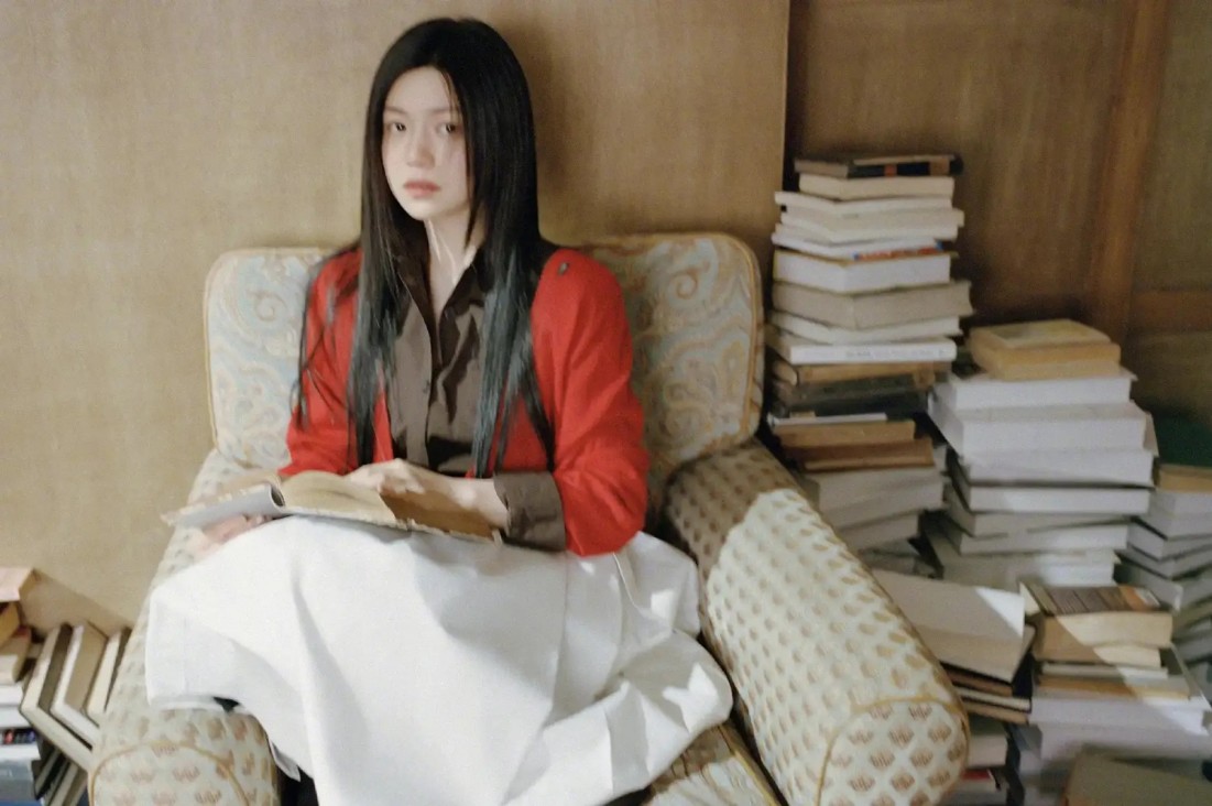 恭喜！TVB资深绿叶宣布成功续约，入行至今参演超过200部作品