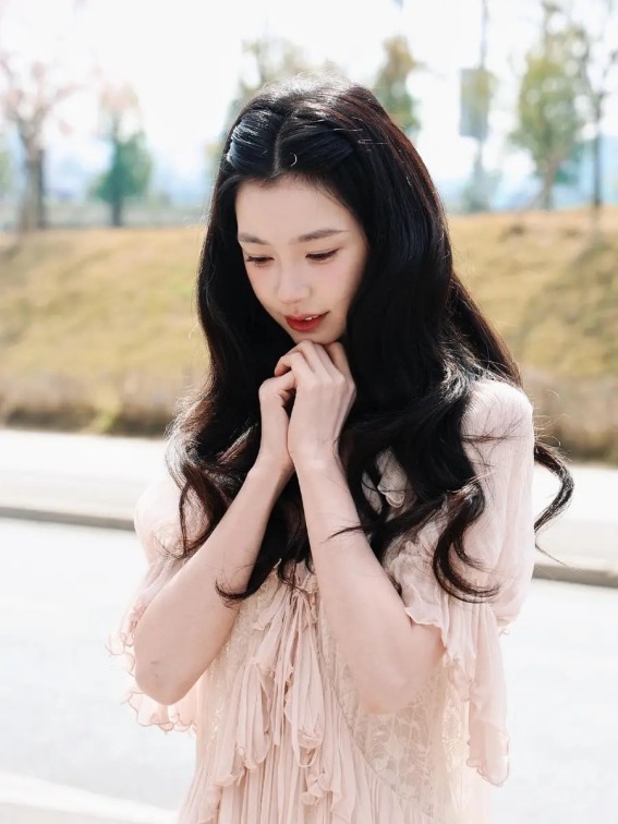 吃200万美元帝王蟹的美国战争部，拒绝了防伊朗无人机的援助