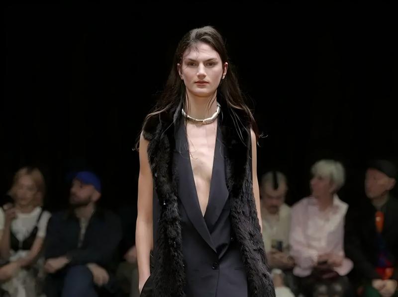 马斯克点赞，Kimi论文撬动大模型“祖传地基”：Attention Residuals如何让深度学习换轨？