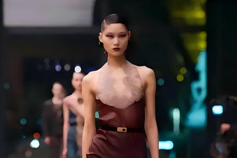 屈田终于松口，和我们聊了那笔50亿的回报